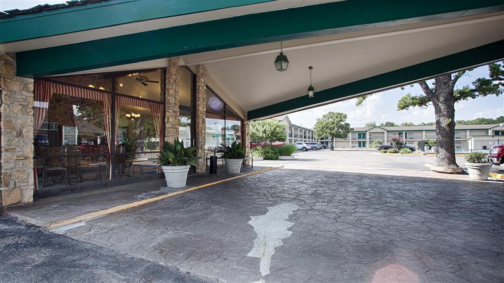 Days Inn By Wyndham Gatesville Экстерьер фото